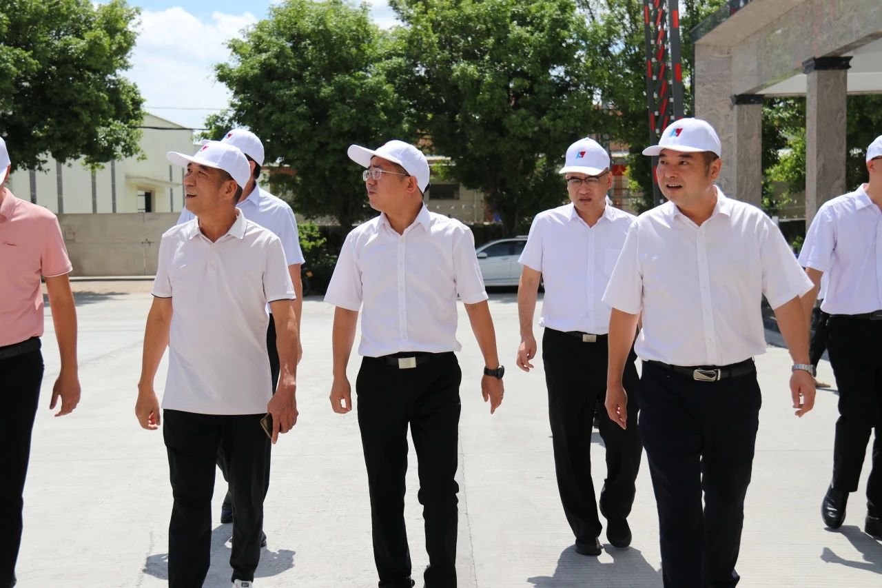 護航力源科技二期廠房項目建設！區政府開展項目建設督導工作